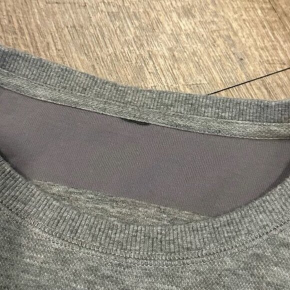 Vuori Jeffreys Pullover Men's Gray Crewneck Sweatshirt Casual Adult - Picture 4 of 7